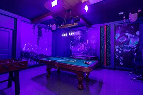 2330 LC - Luxurious 8BR Getaway