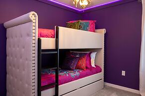 2330 LC - Luxurious 8BR Getaway