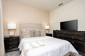 2330 LC - Luxurious 8BR Getaway