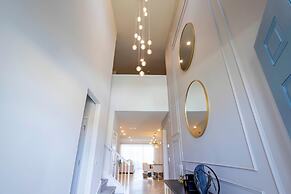 2330 LC - Luxurious 8BR Getaway