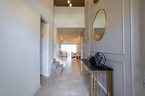 2330 LC - Luxurious 8BR Getaway