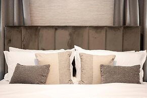 2330 LC - Luxurious 8BR Getaway