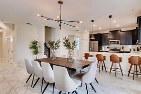 1552 MC - Vibrant Villa: Pools & Magic 6bds