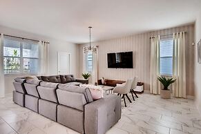 1552 MC - Vibrant Villa: Pools & Magic 6bds