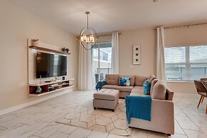 8985 CC - 5 Bedrooms Townhome Retreat