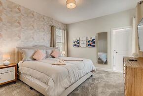 871 DS - Exquisite 5BR Retreat With Pool