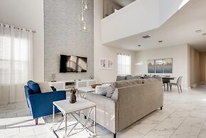 871 DS - Exquisite 5BR Retreat With Pool