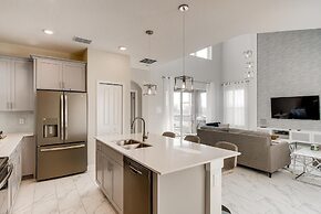 871 DS - Exquisite 5BR Retreat With Pool