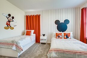 871 DS - Exquisite 5BR Retreat With Pool