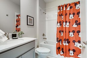 871 DS - Exquisite 5BR Retreat With Pool