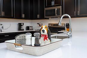 1133 DL - Chic Pet-friendly 3BR Townhome: 8 Guests