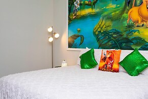 1133 DL - Chic Pet-friendly 3BR Townhome: 8 Guests