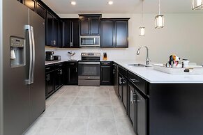 1133 DL - Chic Pet-friendly 3BR Townhome: 8 Guests