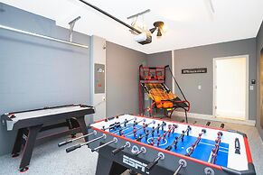 1169 CD - Game Room Condo: Pool, Disney Nearby