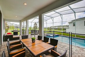 8908 CC - 6BR Luxury Home: Private Pool