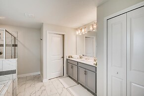 8908 CC - 6BR Luxury Home: Private Pool