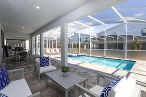 811 ST - 9BR Luxury Home: Private Pool