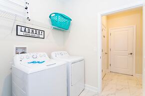 664 WS 5BR Single-family Luxury: Private Pool