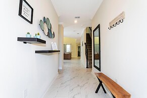 664 WS 5BR Single-family Luxury: Private Pool