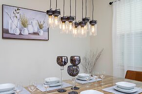 664 WS 5BR Single-family Luxury: Private Pool