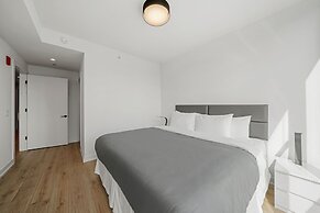 Level Chicago - River North