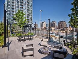 Level Chicago - River North