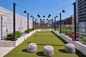 Level Chicago - River North