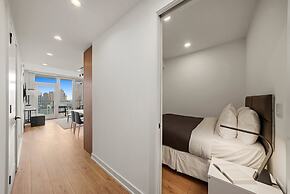 Level Chicago - River North