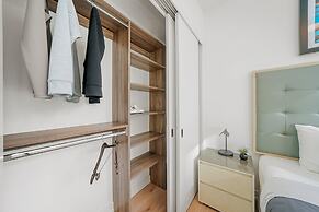 Level Chicago - River North