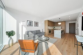 Level Chicago - River North