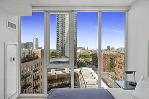 Level Chicago - River North