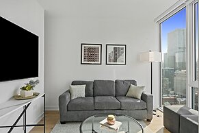 Level Chicago - River North