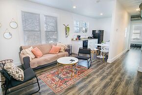 Impressive Cozy Historic 2BR Apt 201 Near Downtown