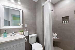 Kona Kai Resort and Gallery - Adults Only