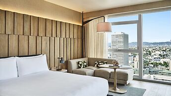 Conrad Los Angeles