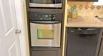 4Bdrms 2Bath 6Beds - Med-Center MM-Park