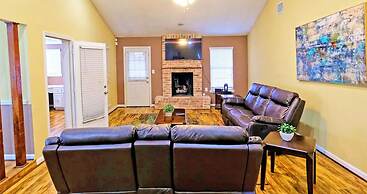 4Bdrms 2Bath 6Beds - Med-Center MM-Park
