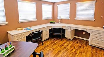 4Bdrms 2Bath 6Beds - Med-Center MM-Park