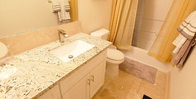 5Bdrm 2.5Bath 9Beds - The Nest Big House