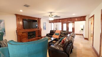 6Bdrm 4Bath 12Beds - Vacation Pool House