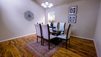 3Bdrm 2.5Bath 6Beds - Pool House