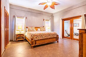 Lighthouse Beach Villas