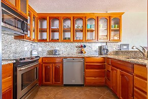 Lighthouse Beach Villas