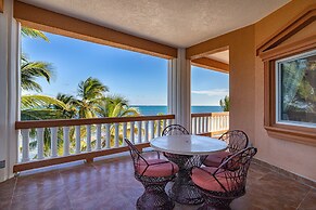 Lighthouse Beach Villas