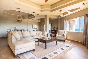 Lighthouse Beach Villas