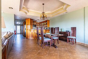 Lighthouse Beach Villas