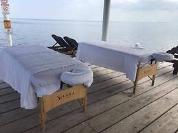 Lighthouse Beach Villas