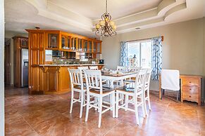 Lighthouse Beach Villas