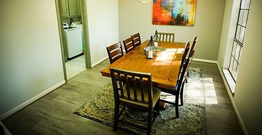 4Bdrm 2.5Bath 8Bed - Story North Houston