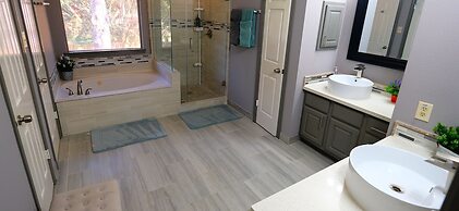 4Bdrm 2.5Bath 8Bed - Story North Houston